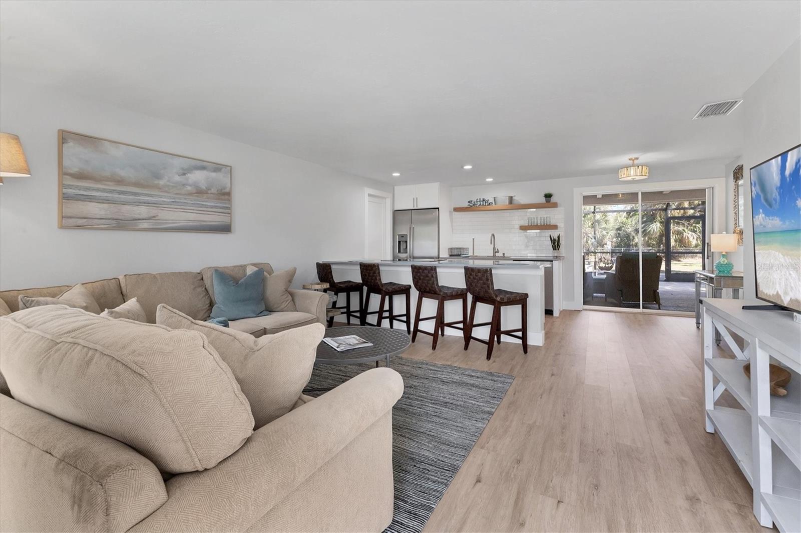 203 PALM AVE, NOKOMIS, FL, 34275