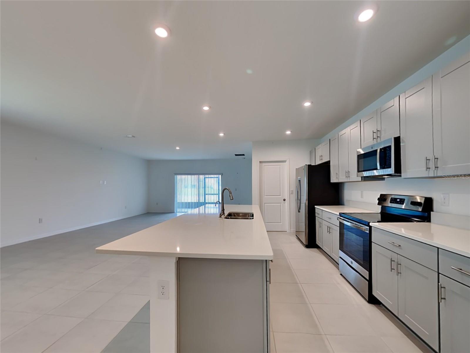 393 CITRINE LOOP, KISSIMMEE, FL, 34758