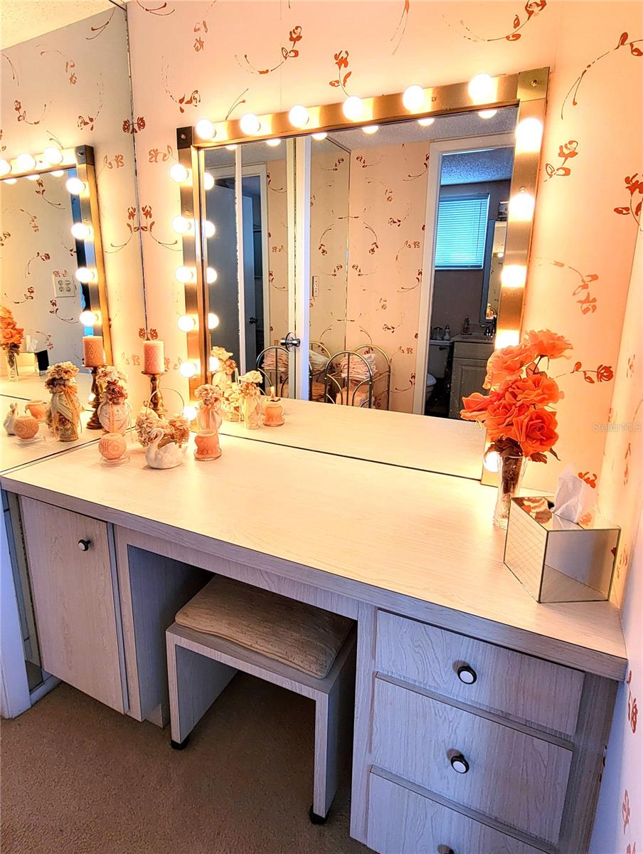 3454 LAKE BAYSHORE DR #420 BLDG P, BRADENTON, FL, 34205