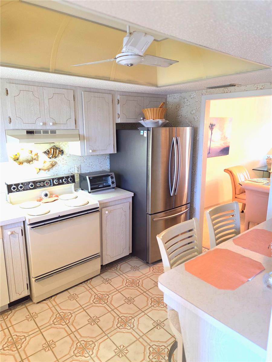 3454 LAKE BAYSHORE DR #420 BLDG P, BRADENTON, FL, 34205