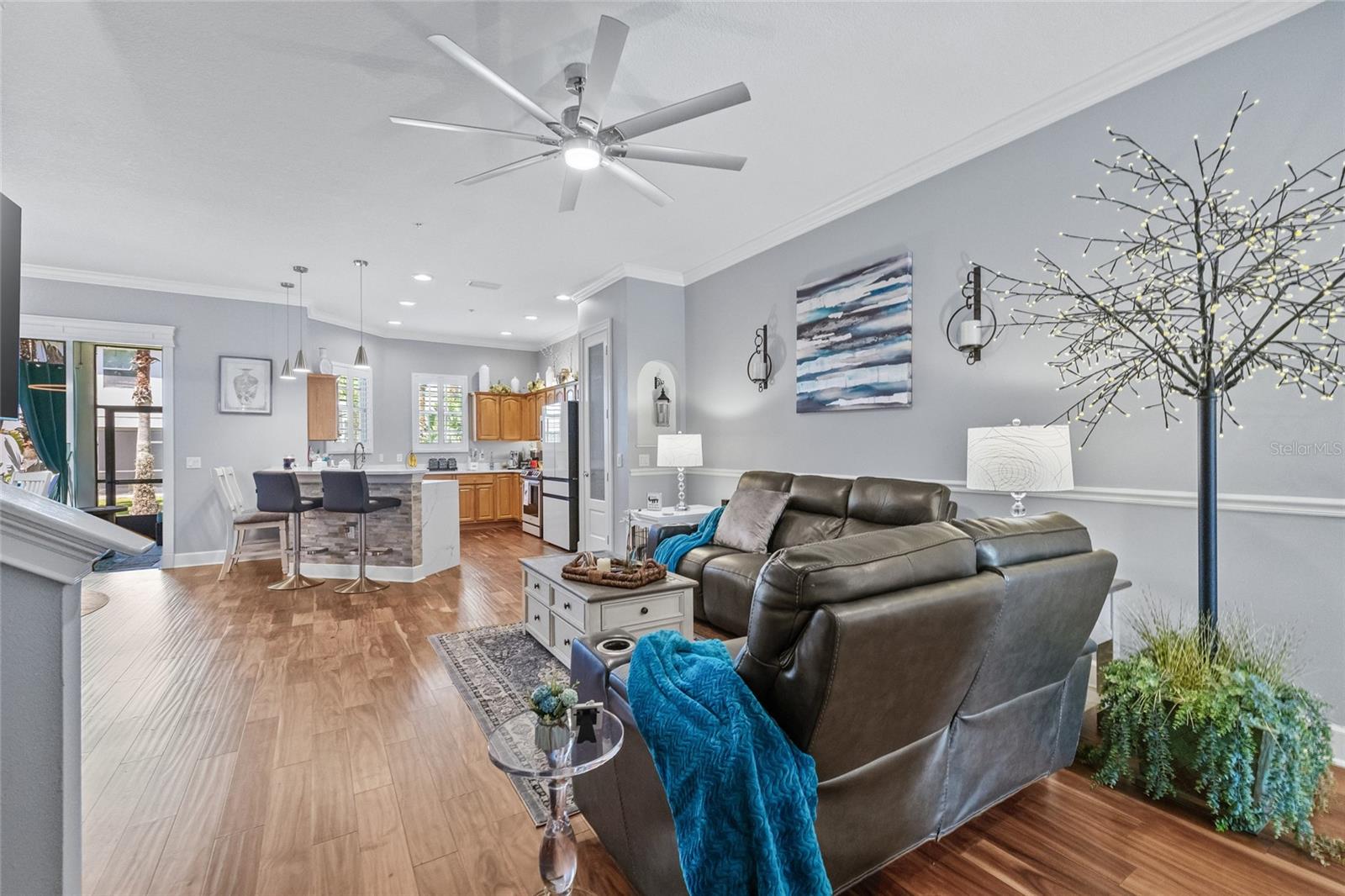 8408 COSTA DEL SOL CT, TEMPLE TERRACE, FL, 33637