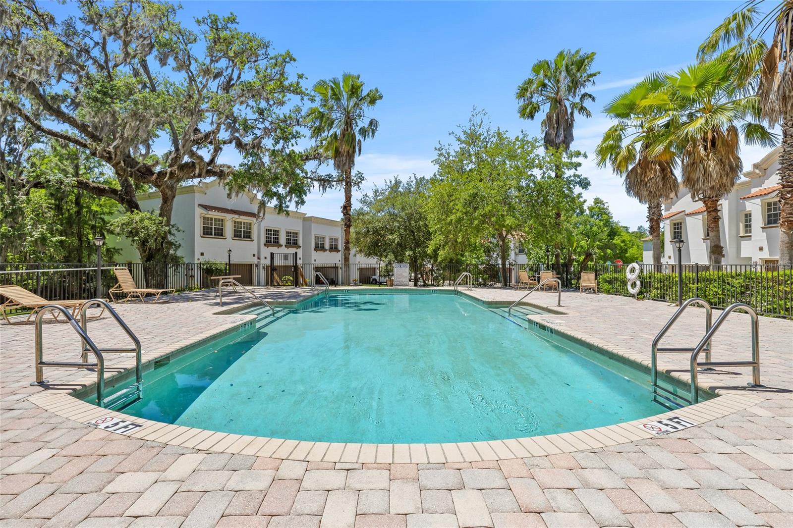 8408 COSTA DEL SOL CT, TEMPLE TERRACE, FL, 33637