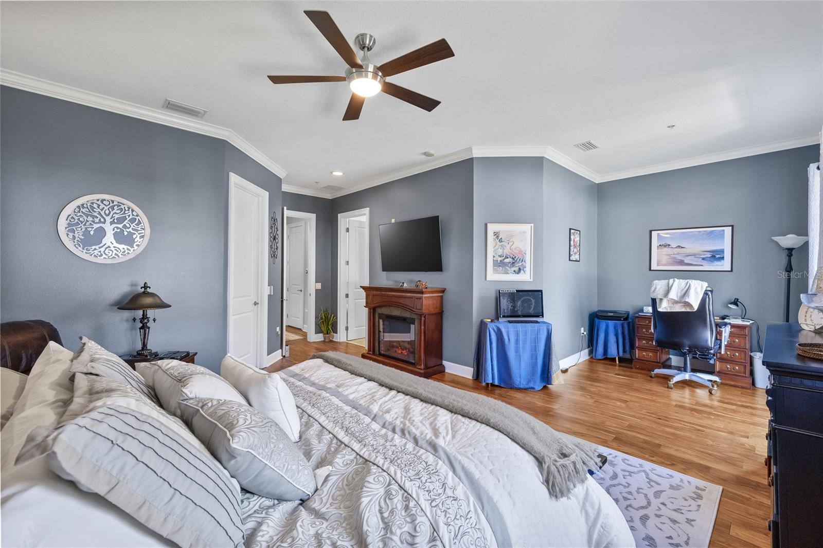 8408 COSTA DEL SOL CT, TEMPLE TERRACE, FL, 33637