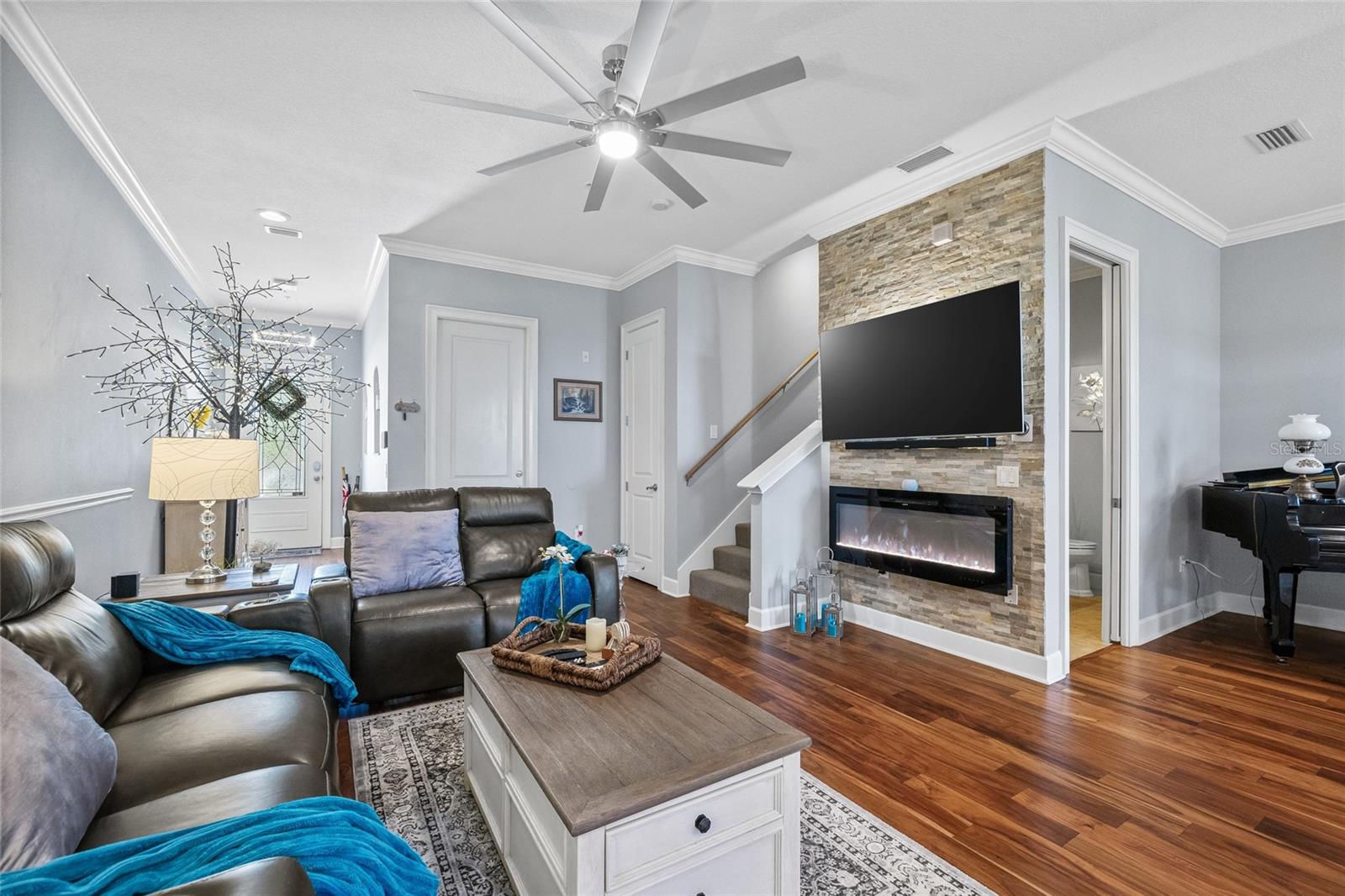 8408 COSTA DEL SOL CT, TEMPLE TERRACE, FL, 33637