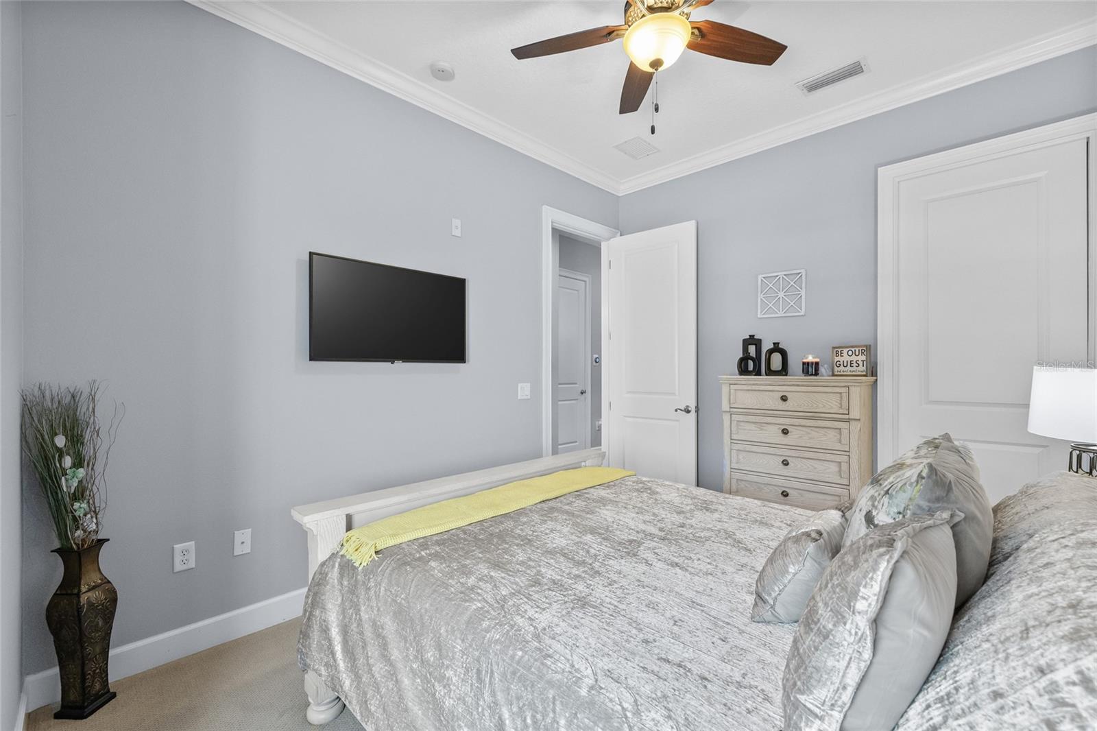 8408 COSTA DEL SOL CT, TEMPLE TERRACE, FL, 33637