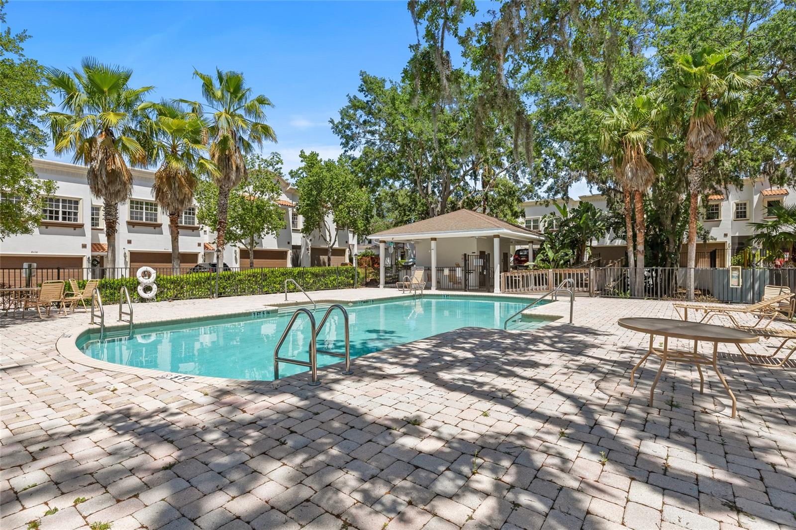 8408 COSTA DEL SOL CT, TEMPLE TERRACE, FL, 33637