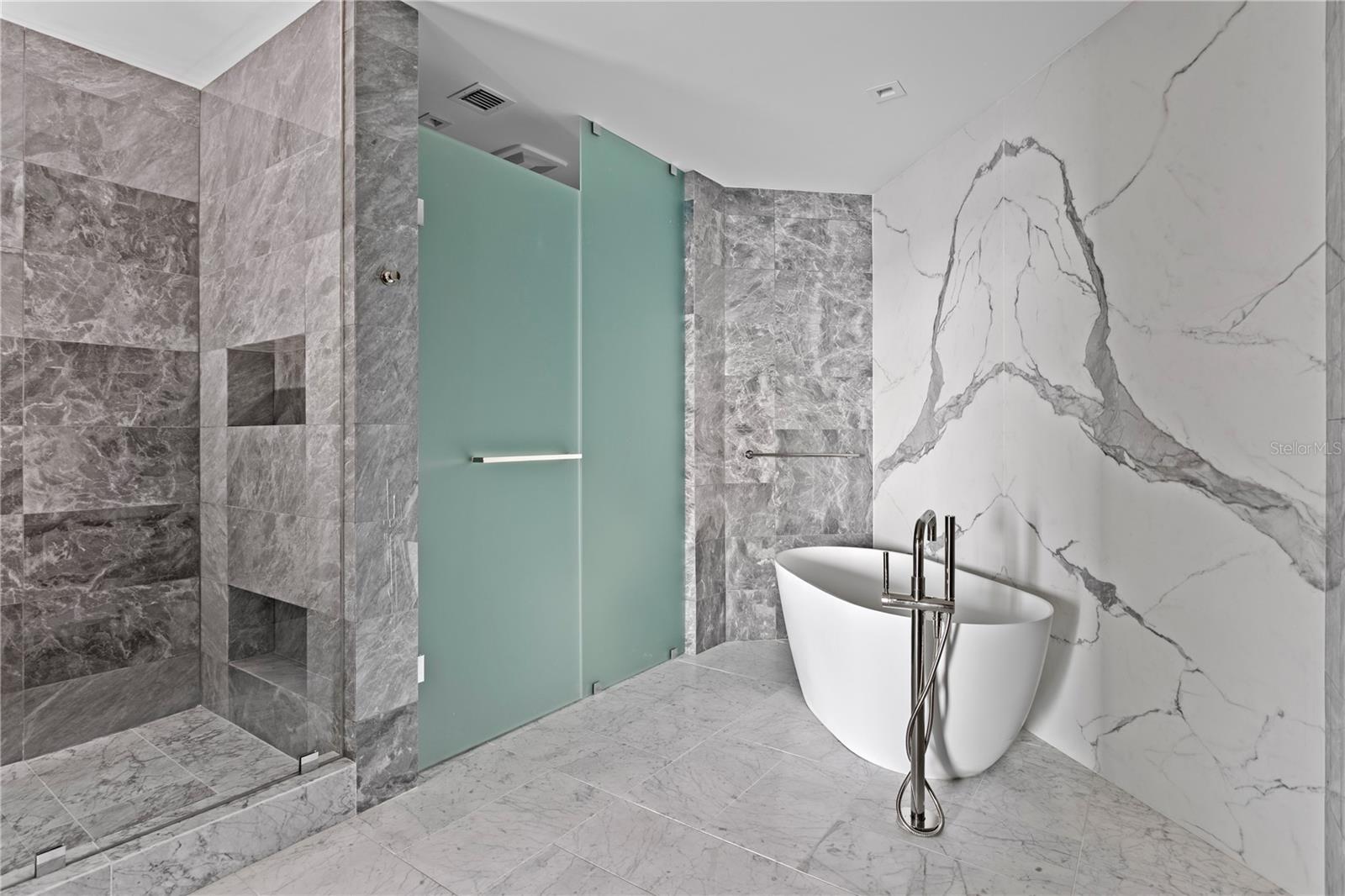 TB8372738 Property Photo