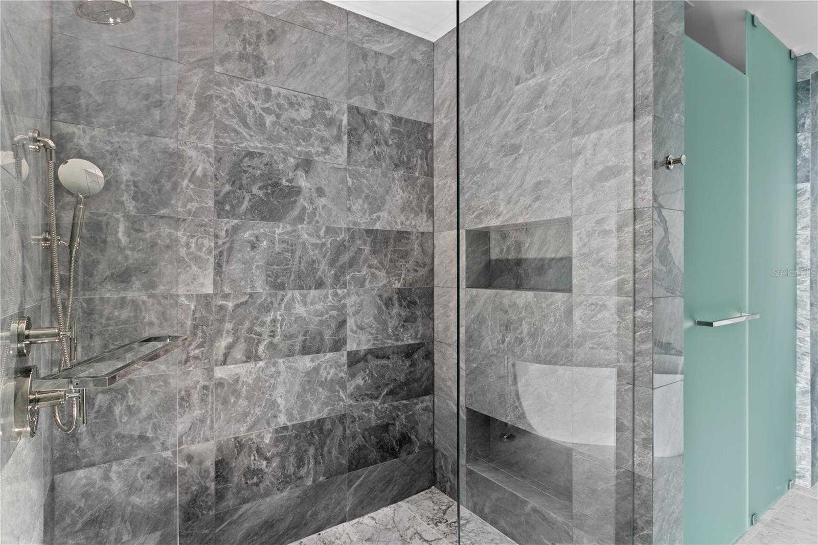 TB8372738 Property Photo