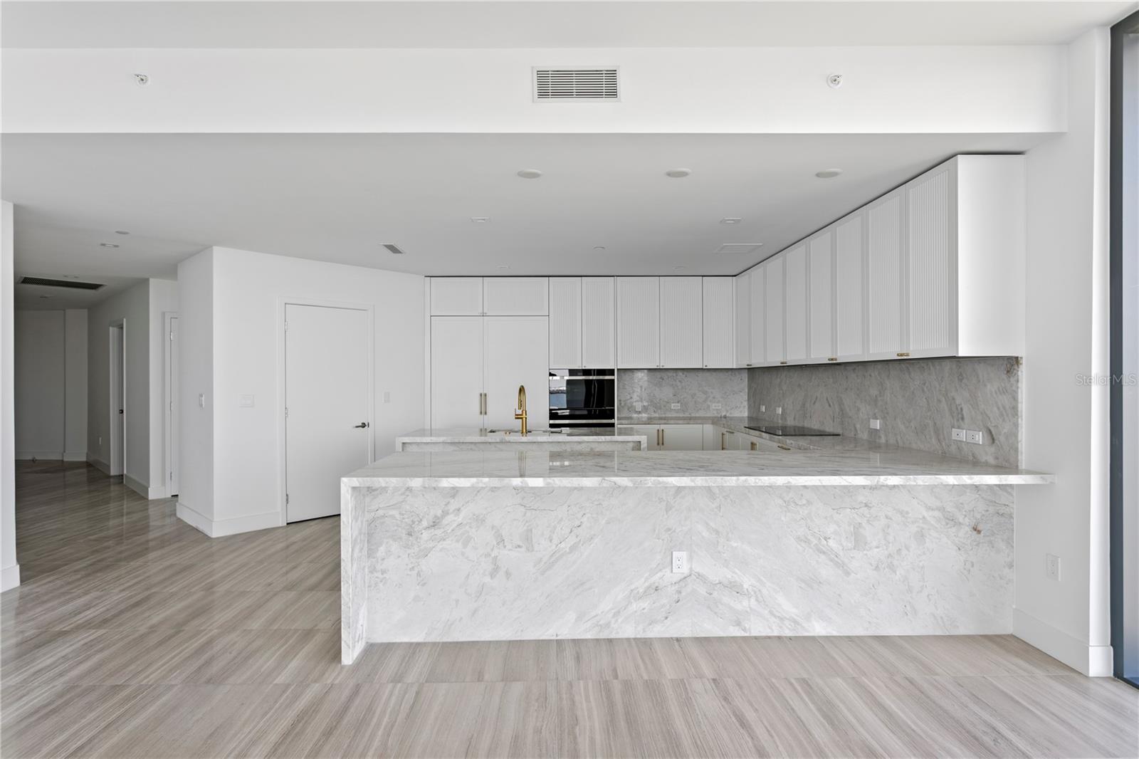 TB8372738 Property Photo