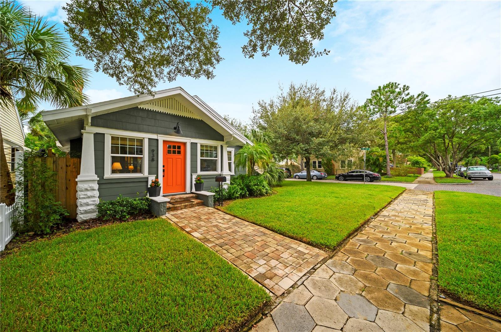 938 16TH AVE N, ST PETERSBURG, FL, 33704