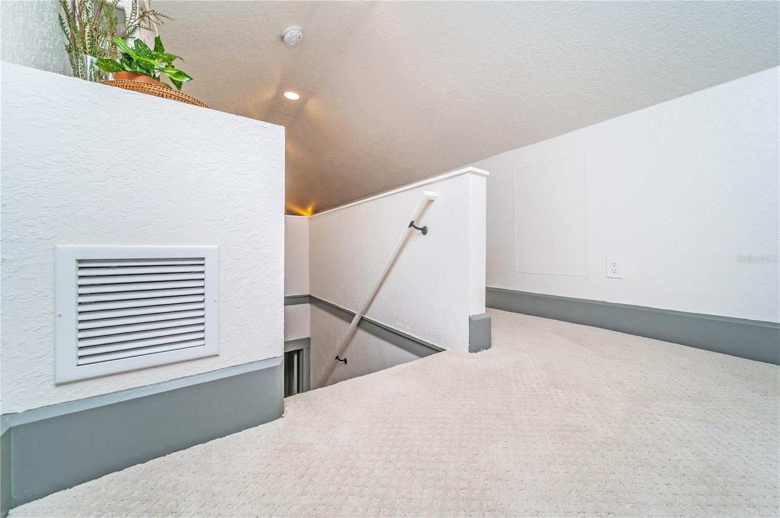 938 16TH AVE N, ST PETERSBURG, FL, 33704