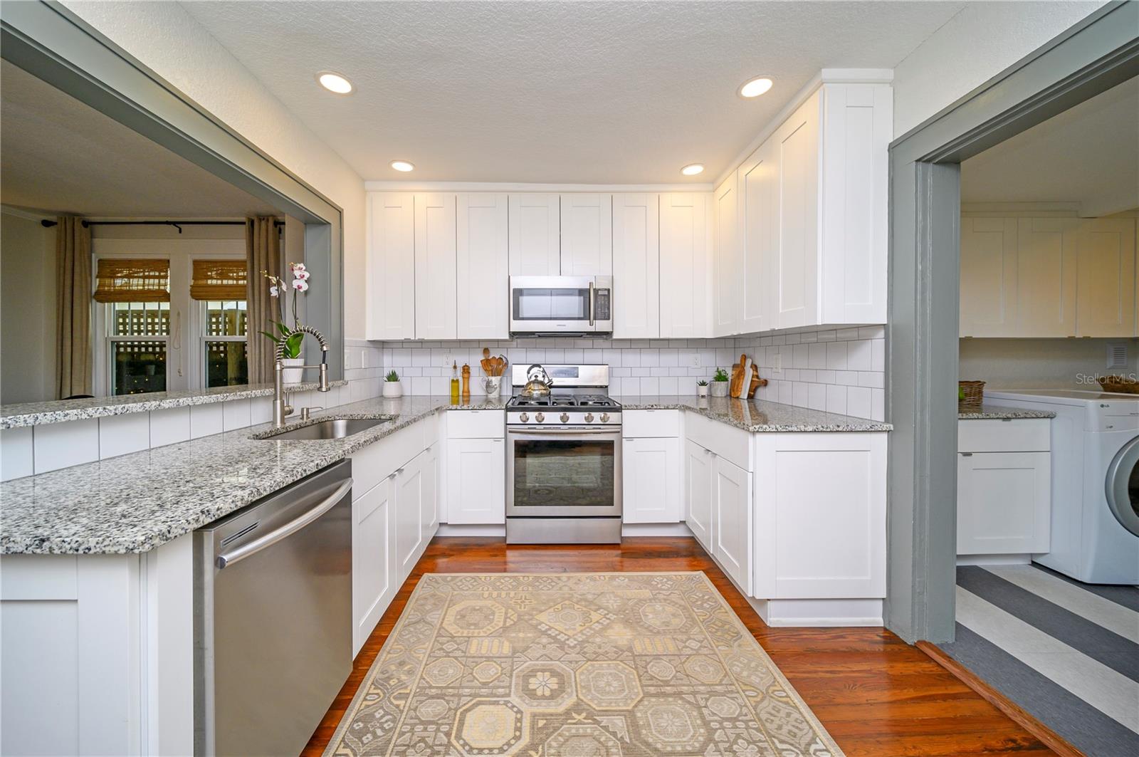 938 16TH AVE N, ST PETERSBURG, FL, 33704