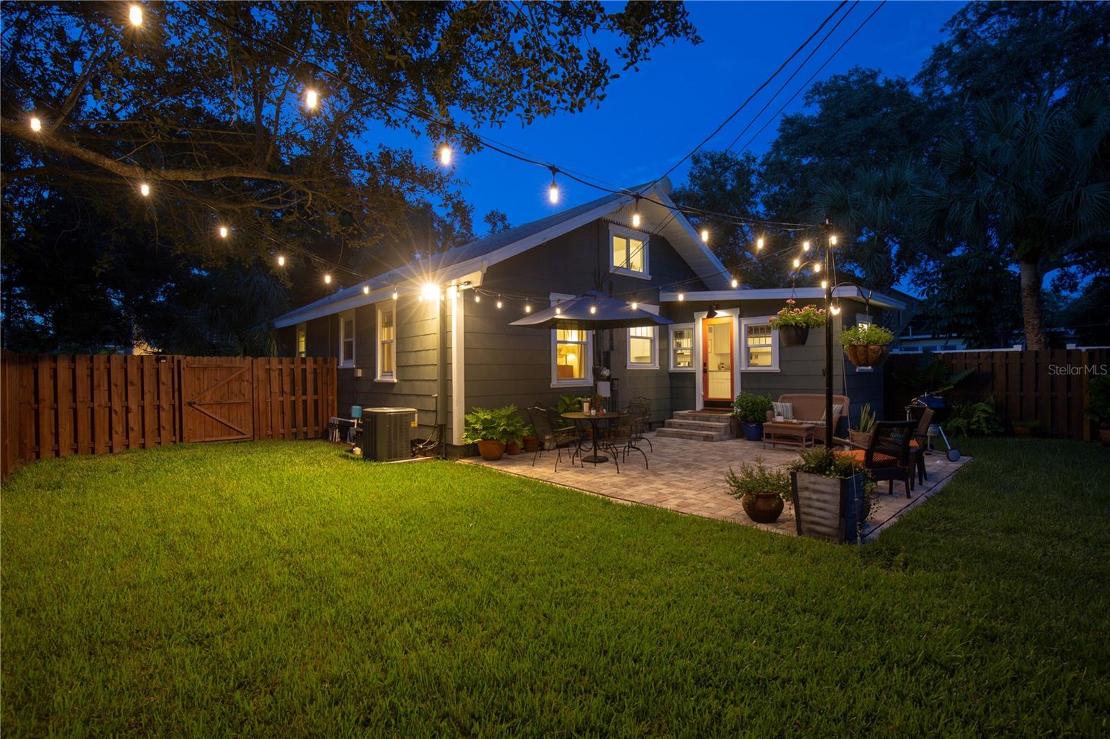 938 16TH AVE N, ST PETERSBURG, FL, 33704