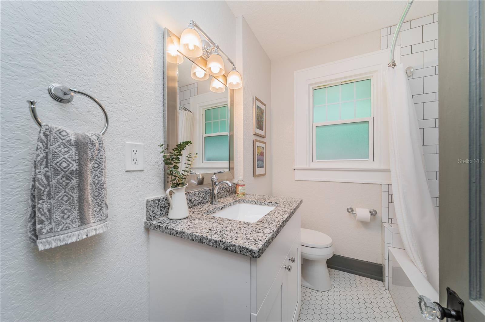 938 16TH AVE N, ST PETERSBURG, FL, 33704