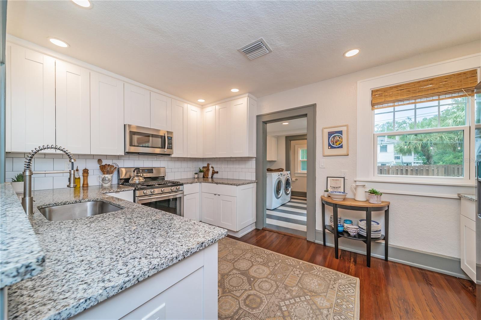 938 16TH AVE N, ST PETERSBURG, FL, 33704