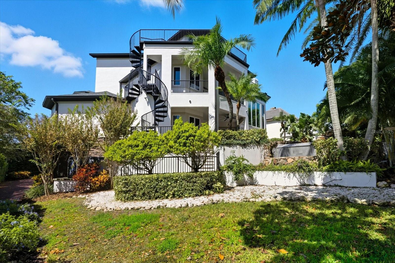 TB8372778 Property Photo