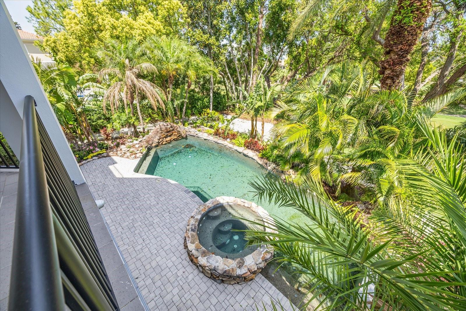 TB8372778 Property Photo