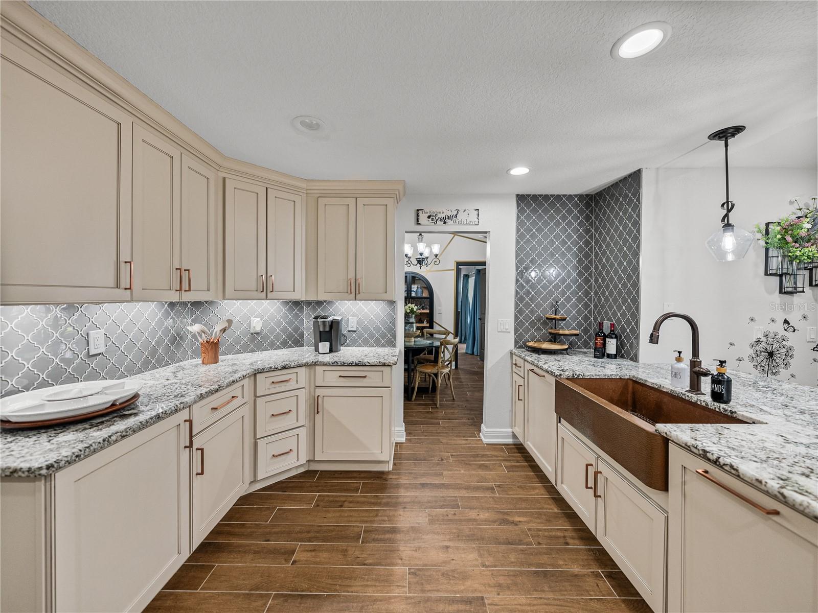 7508 W SHORT RD, PLANT CITY, FL, 33565