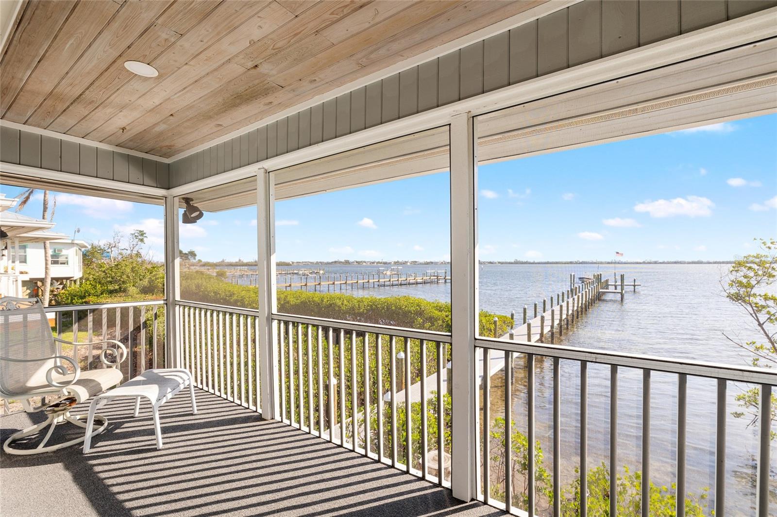 9048 WHARF AVE, PLACIDA, FL, 33946