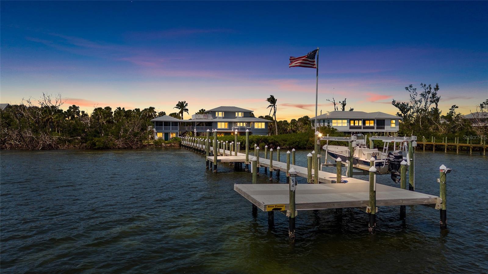 9048 WHARF AVE, PLACIDA, FL, 33946