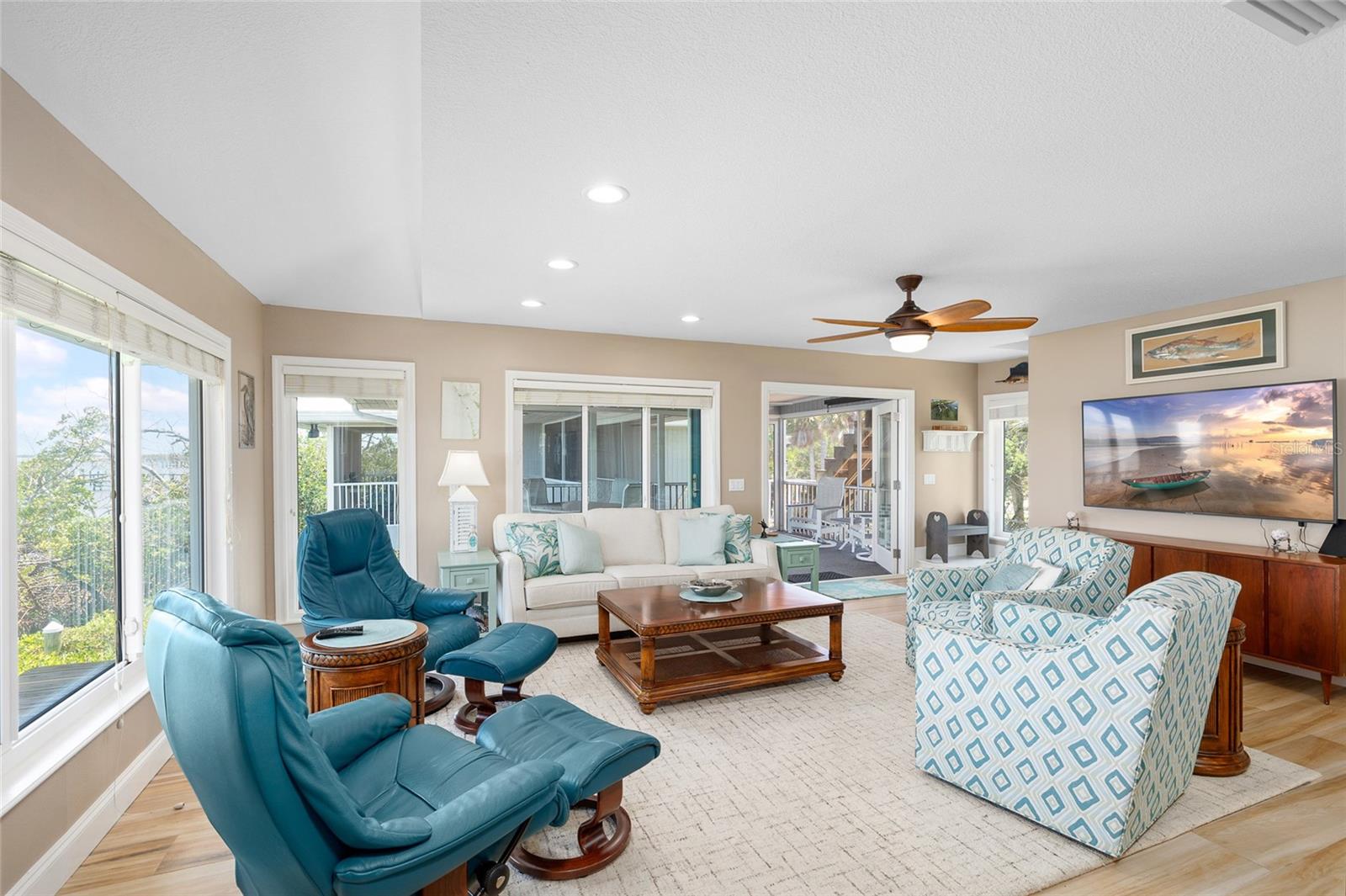 9048 WHARF AVE, PLACIDA, FL, 33946