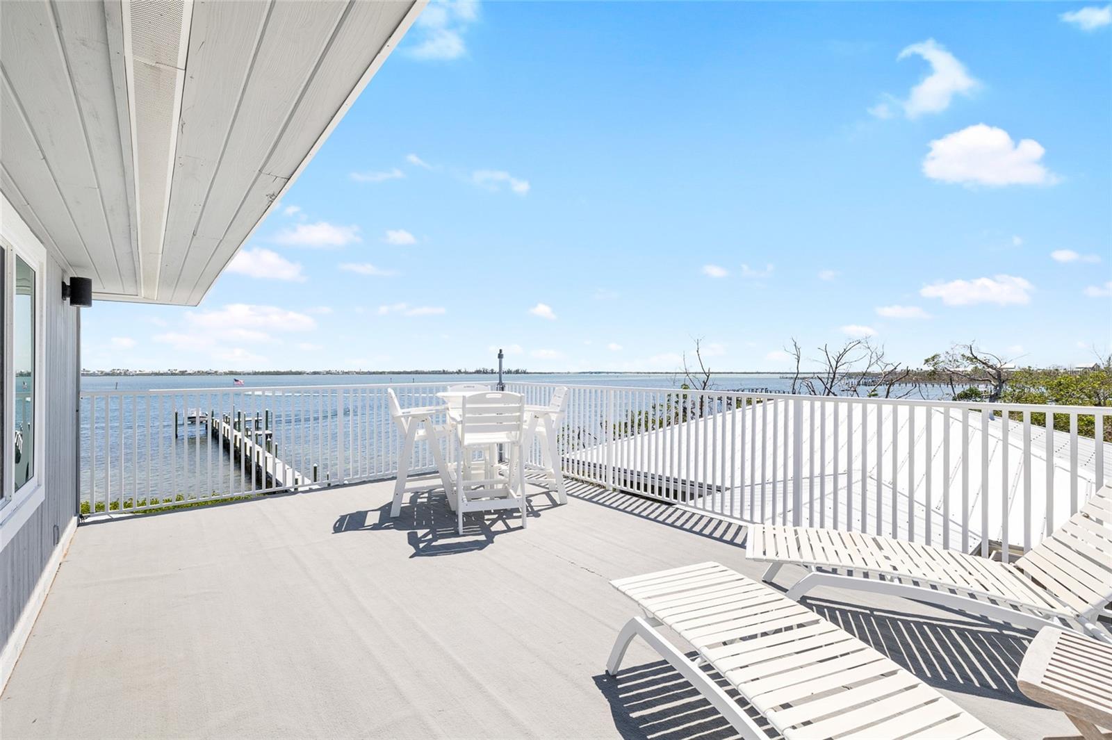 9048 WHARF AVE, PLACIDA, FL, 33946