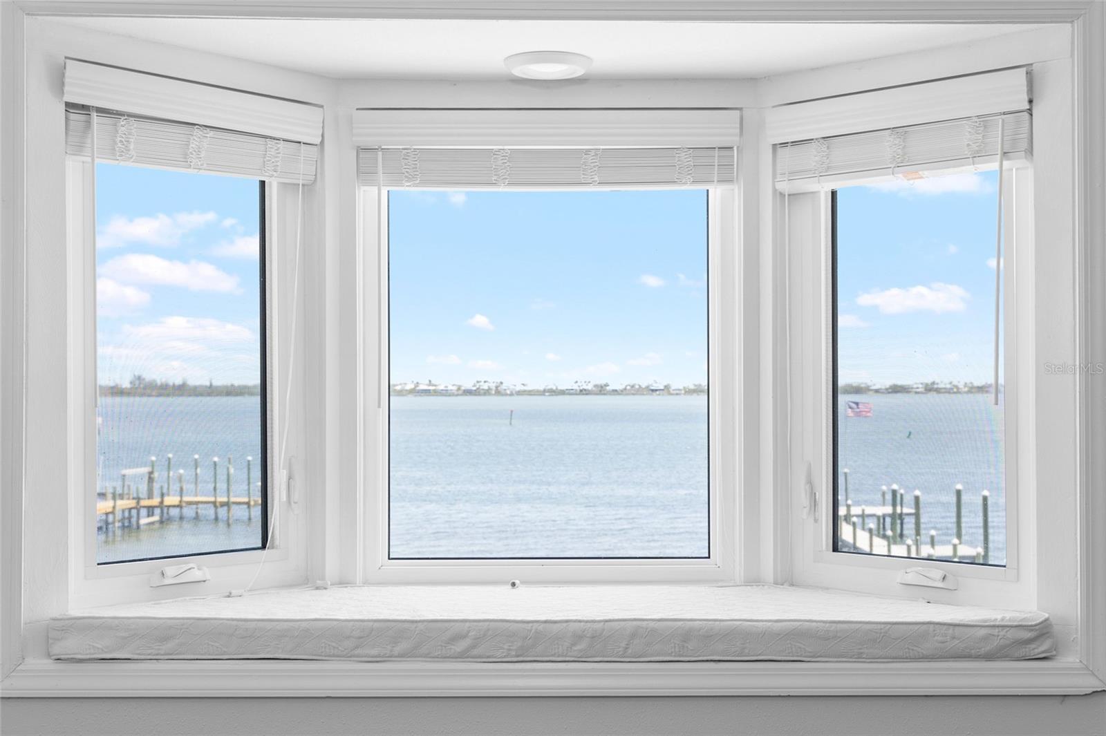 9048 WHARF AVE, PLACIDA, FL, 33946