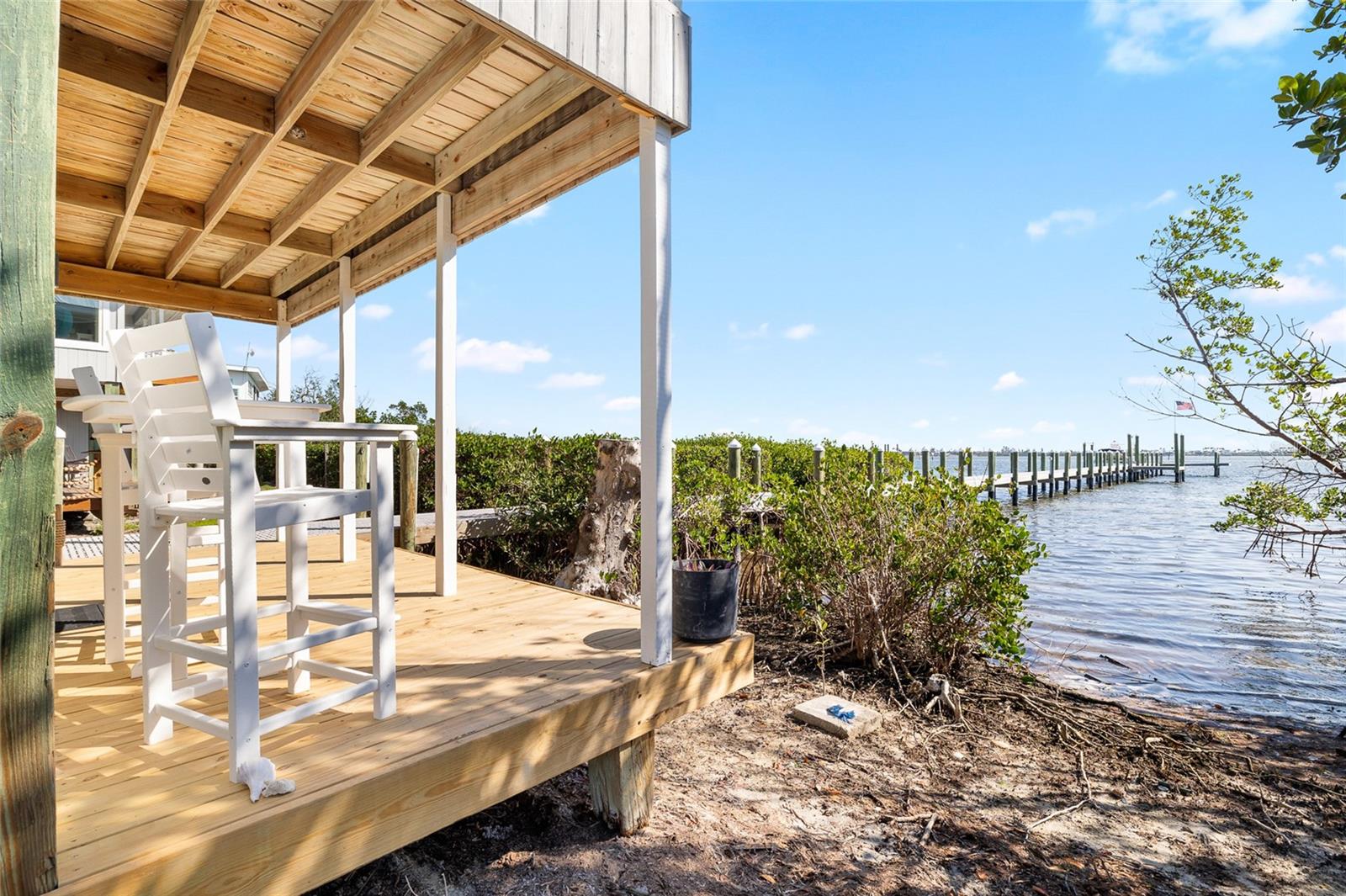 9048 WHARF AVE, PLACIDA, FL, 33946