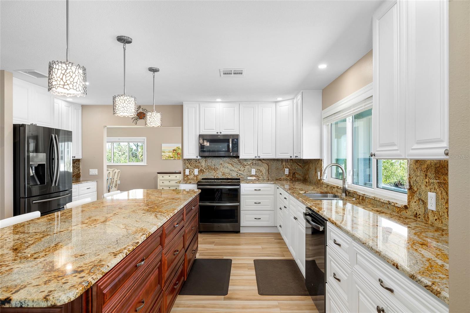 9048 WHARF AVE, PLACIDA, FL, 33946