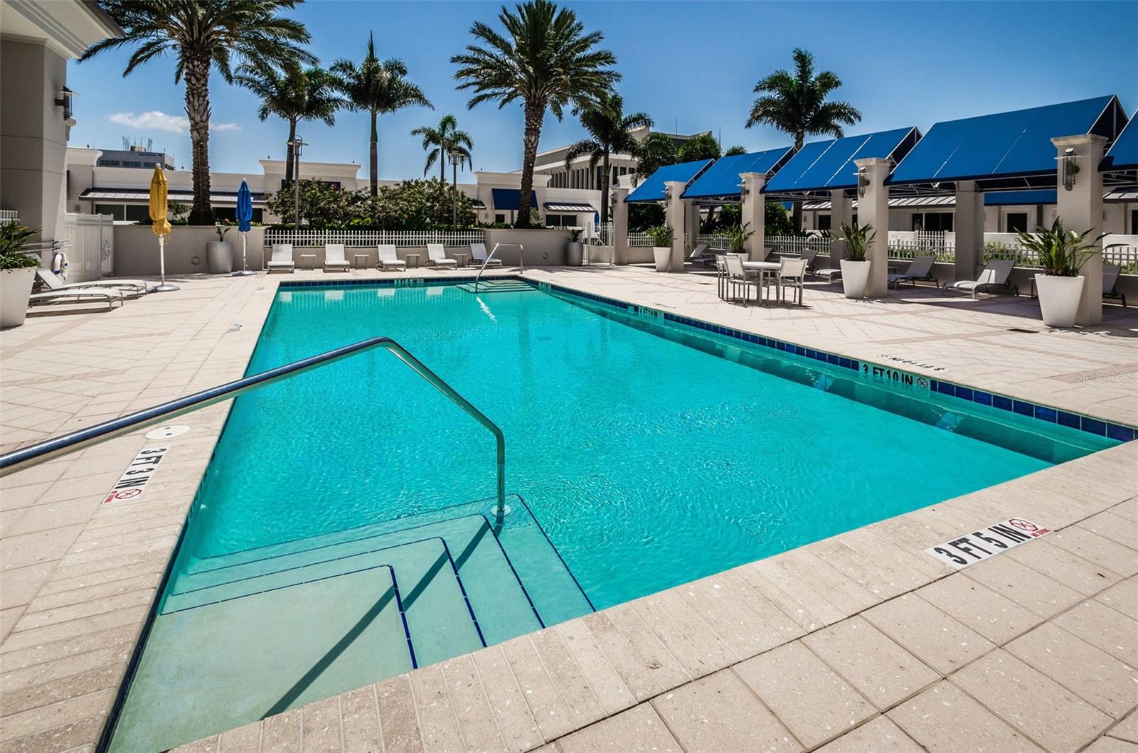 331 CLEVELAND ST #402, CLEARWATER, FL, 33755