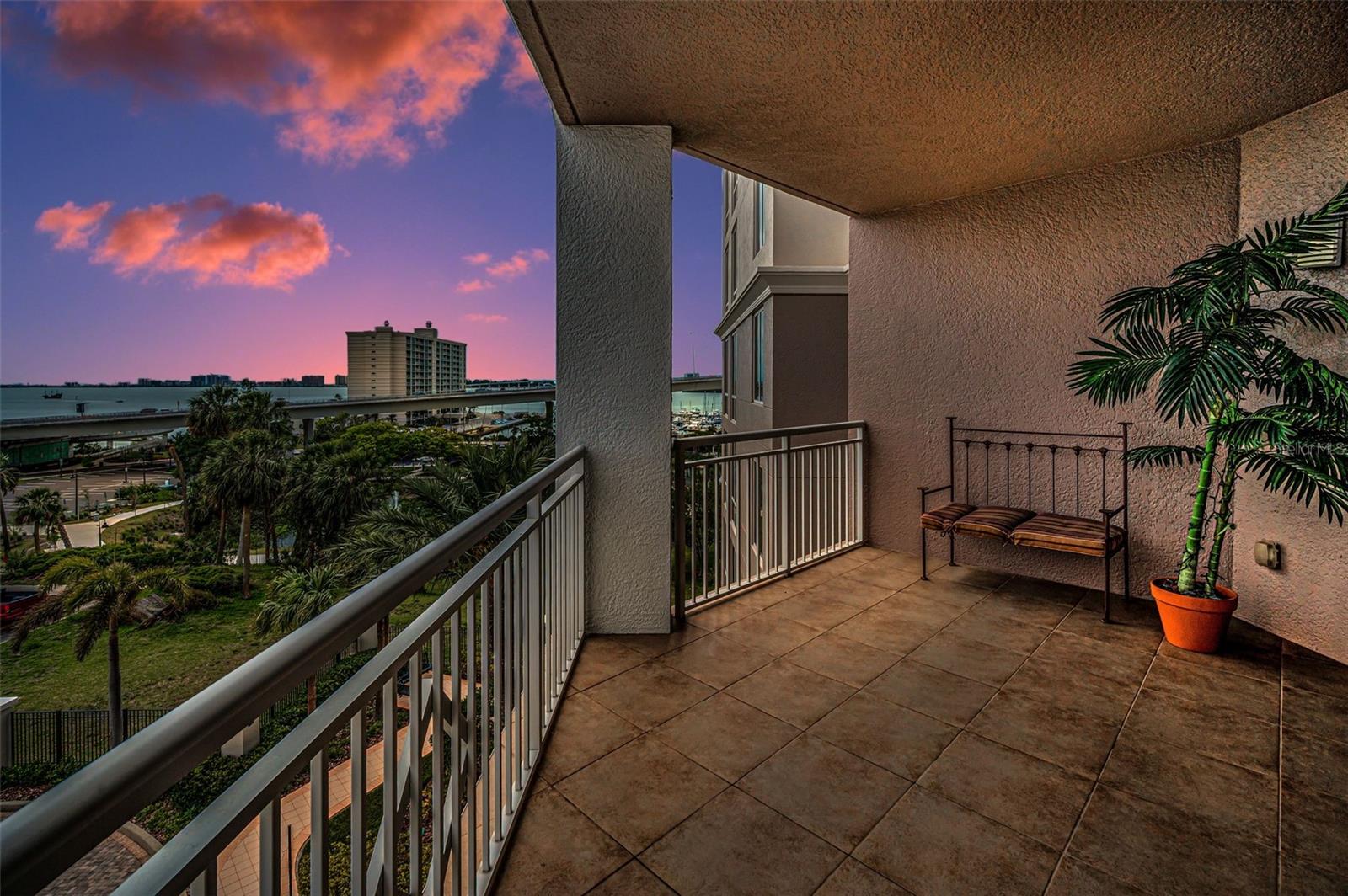 331 CLEVELAND ST #402, CLEARWATER, FL, 33755