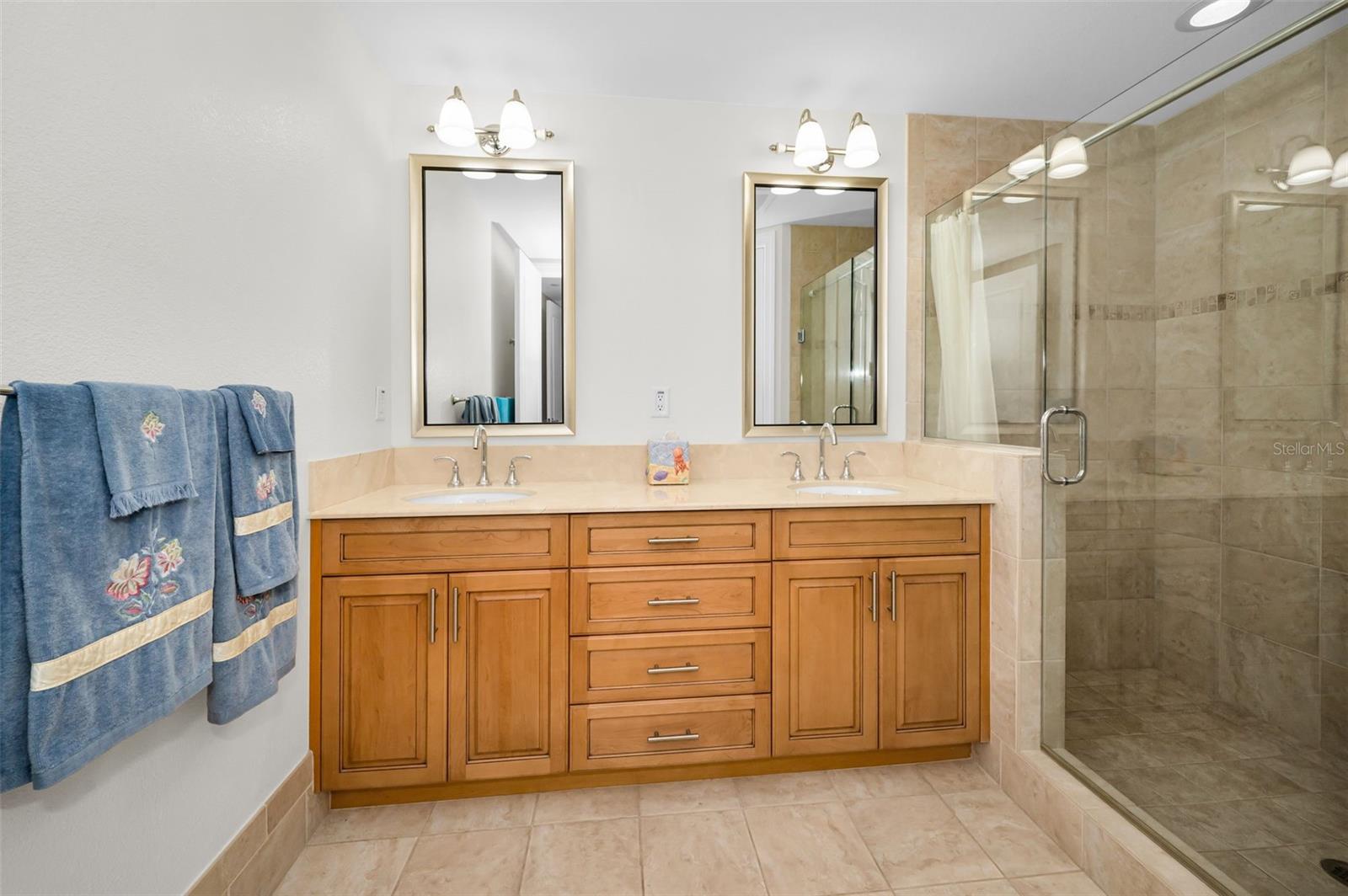 331 CLEVELAND ST #402, CLEARWATER, FL, 33755