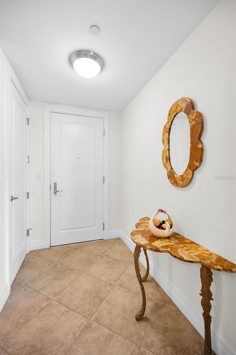 331 CLEVELAND ST #402, CLEARWATER, FL, 33755