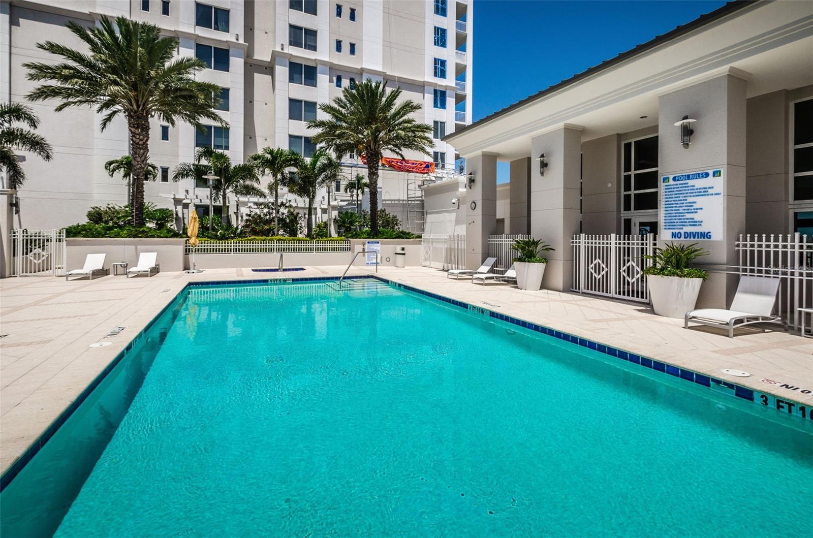 331 CLEVELAND ST #402, CLEARWATER, FL, 33755