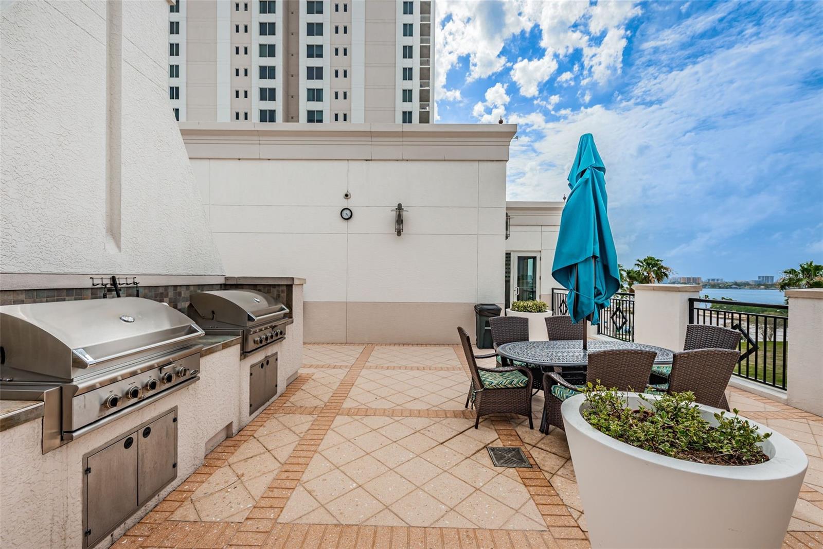 331 CLEVELAND ST #402, CLEARWATER, FL, 33755