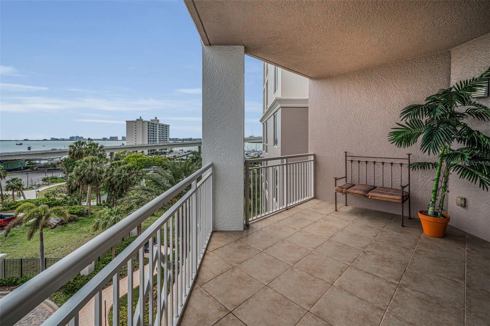 331 CLEVELAND ST #402, CLEARWATER, FL, 33755