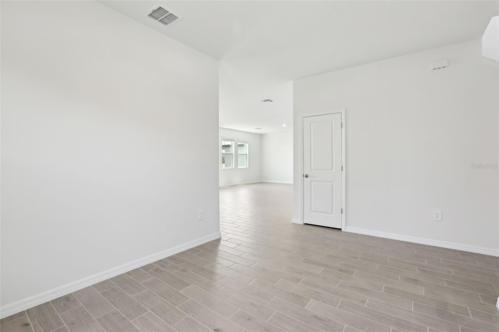 1878 DRAUGHTON DR, ZEPHYRHILLS, FL, 33541