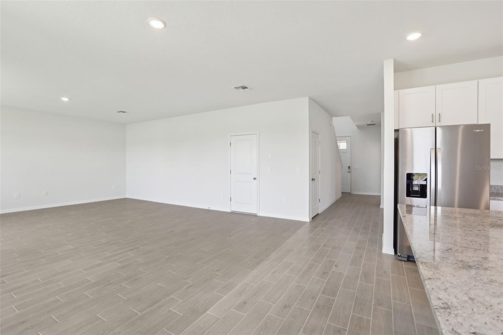 1878 DRAUGHTON DR, ZEPHYRHILLS, FL, 33541