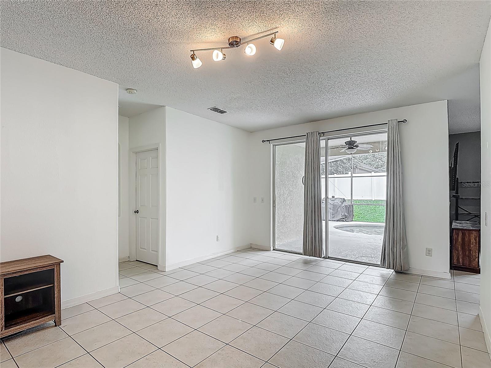 226 SIGMUND LOOP, DAVENPORT, FL, 33837