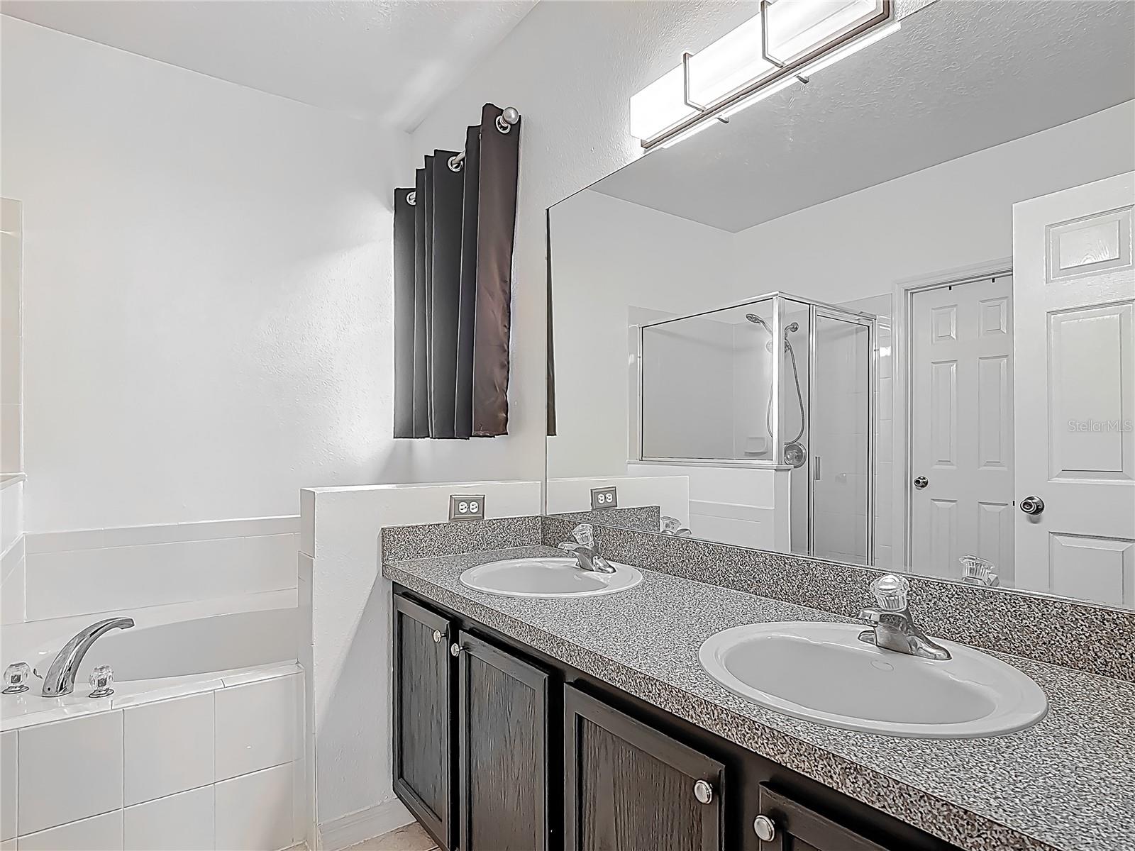 226 SIGMUND LOOP, DAVENPORT, FL, 33837