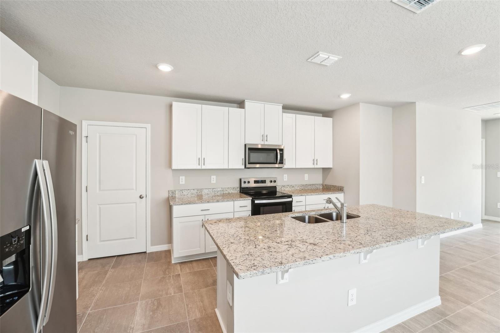 3904 RADIANT MOUNTAIN DR, PLANT CITY, FL, 33565