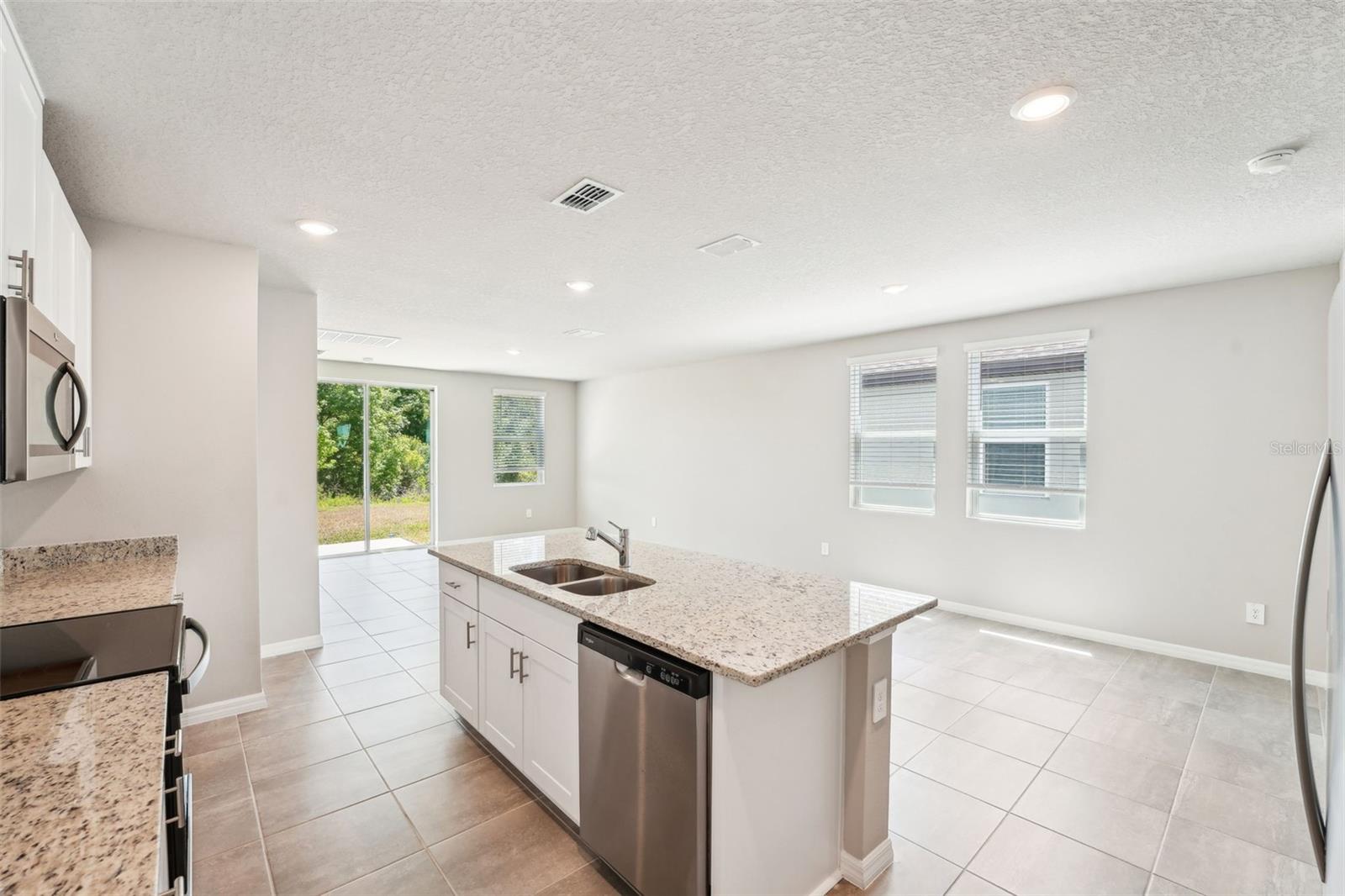 3904 RADIANT MOUNTAIN DR, PLANT CITY, FL, 33565