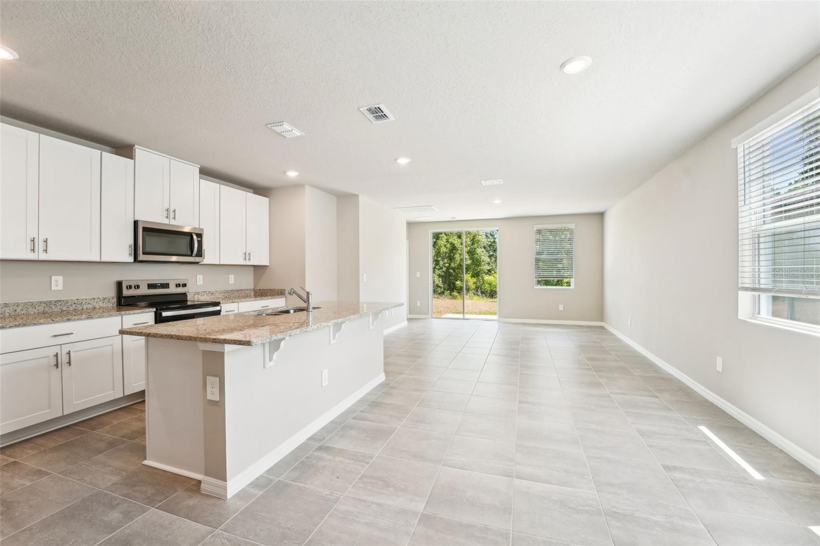 3904 RADIANT MOUNTAIN DR, PLANT CITY, FL, 33565