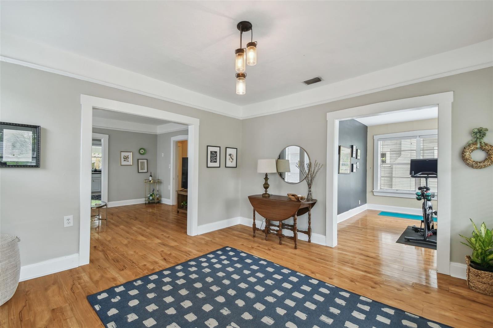 705 E CARACAS ST, TAMPA, FL, 33603