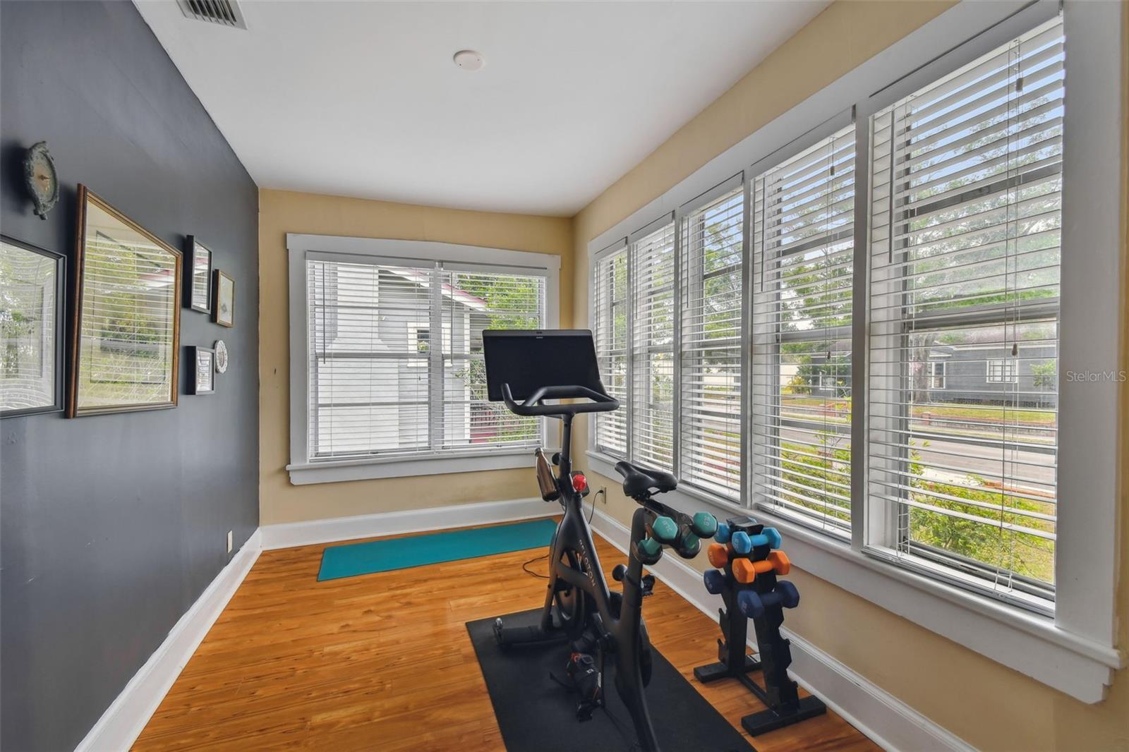 705 E CARACAS ST, TAMPA, FL, 33603