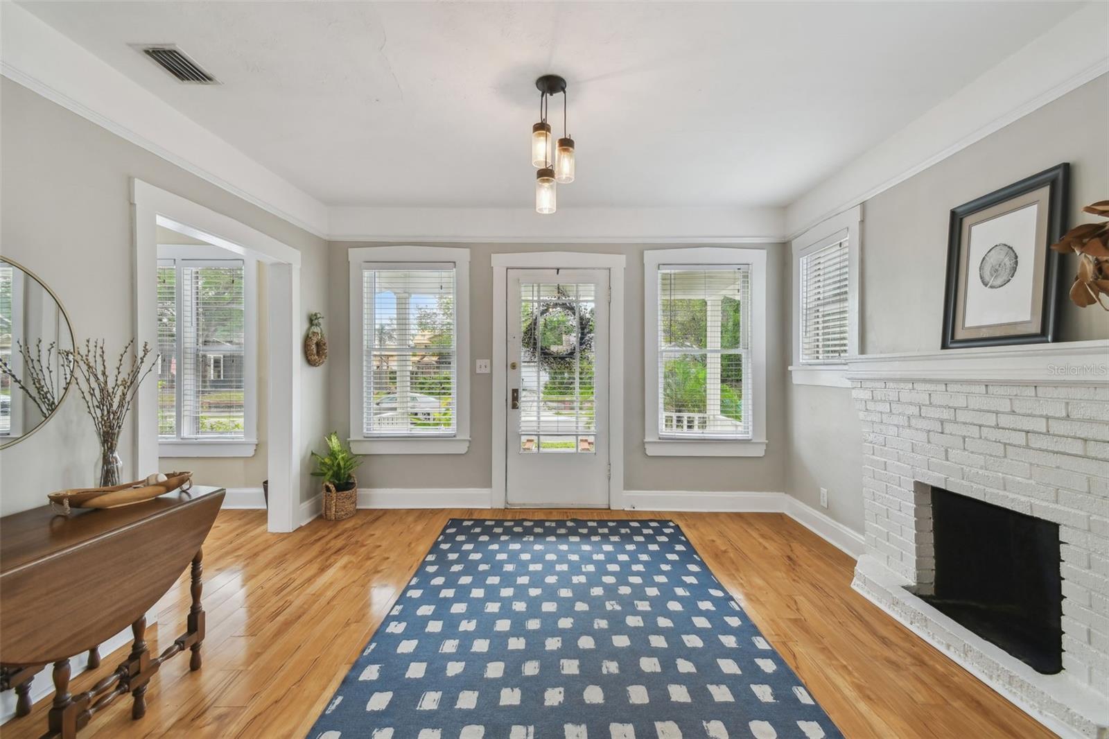 705 E CARACAS ST, TAMPA, FL, 33603