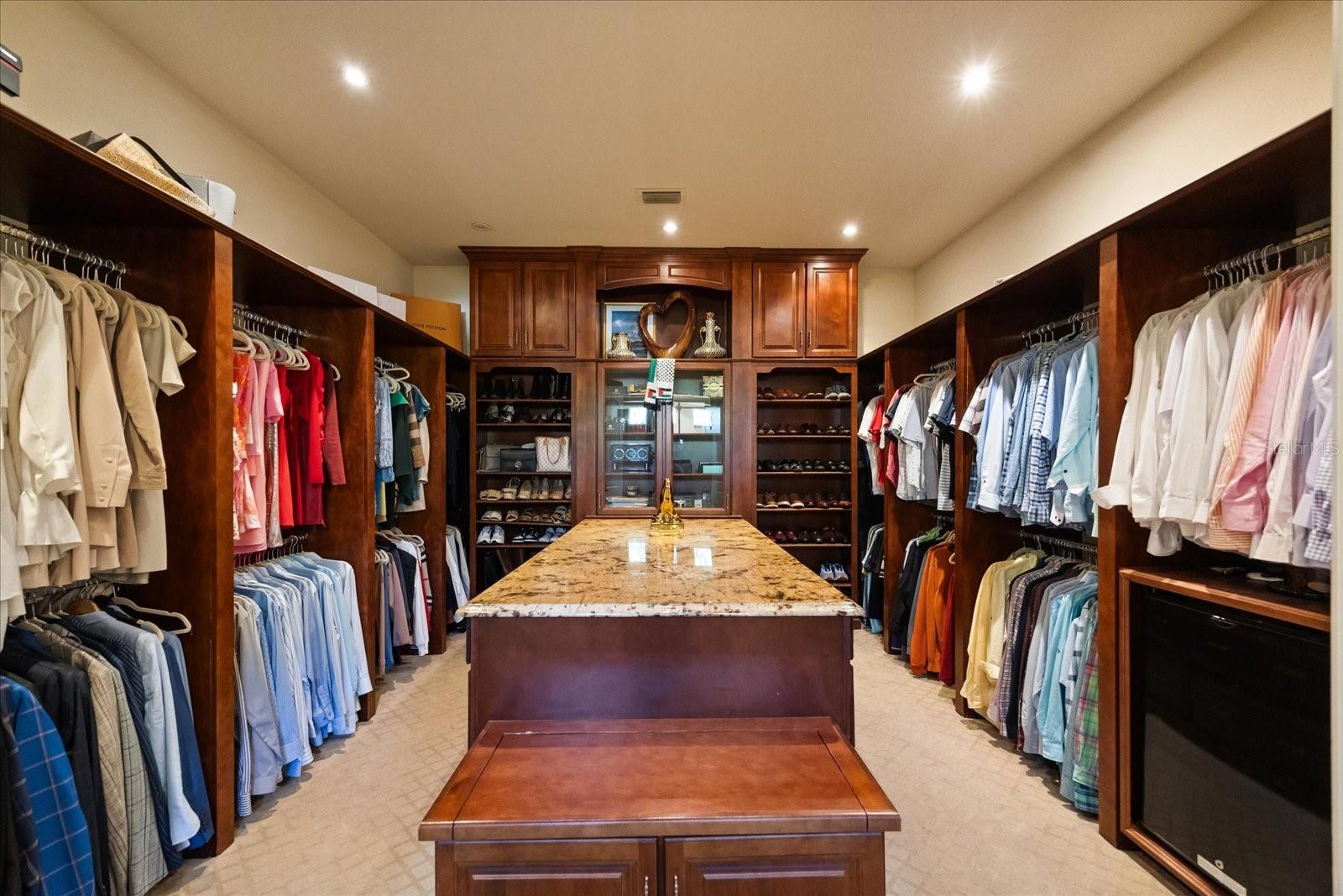 O6298615 Property Photo