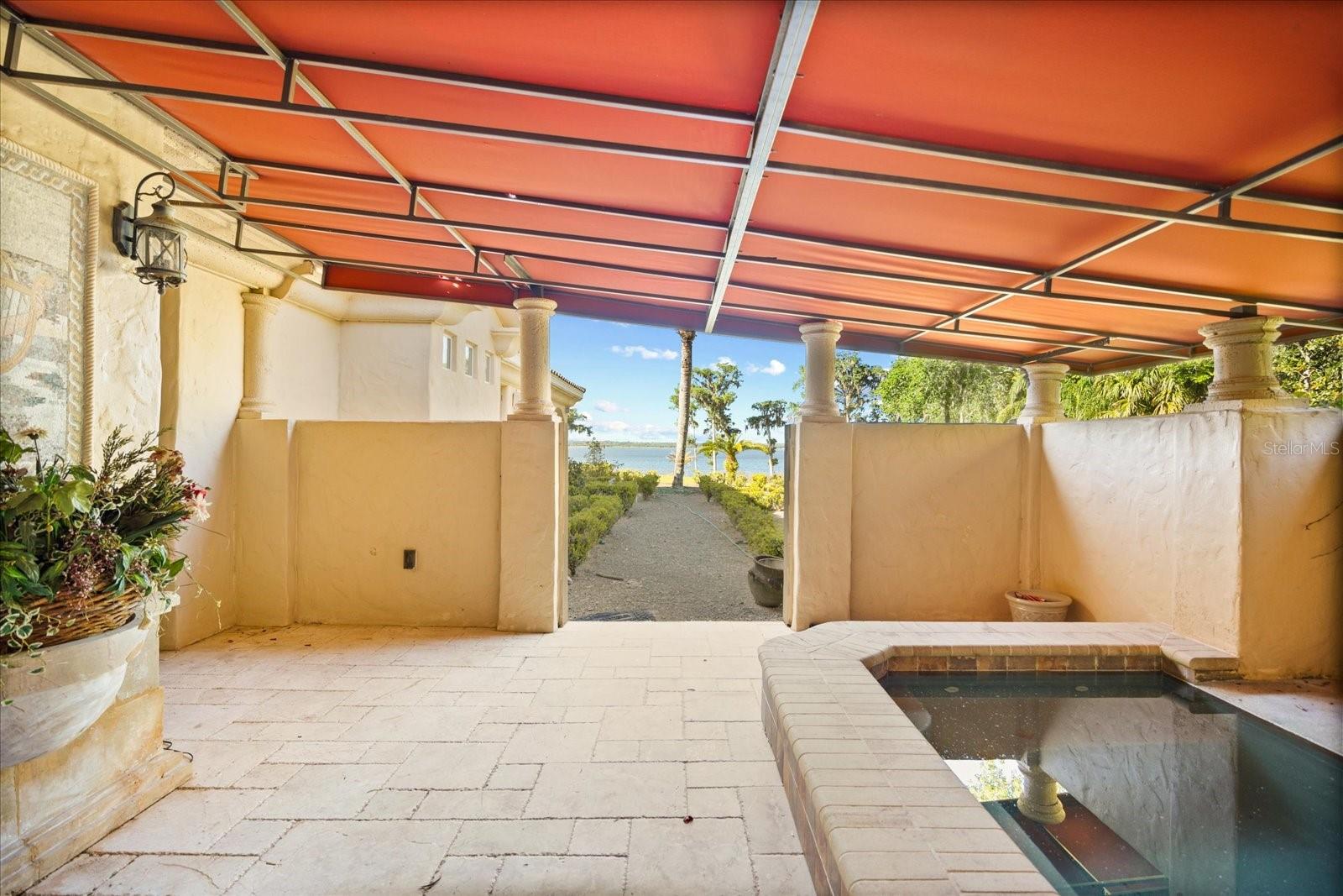 O6298615 Property Photo