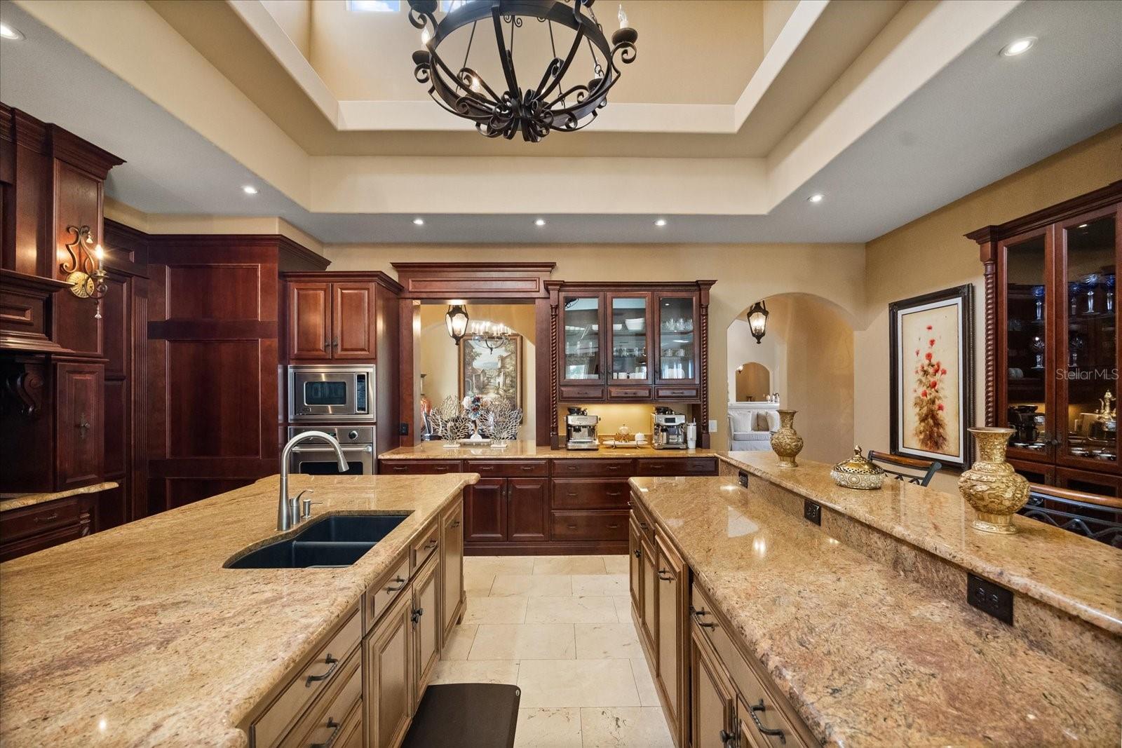 O6298615 Property Photo