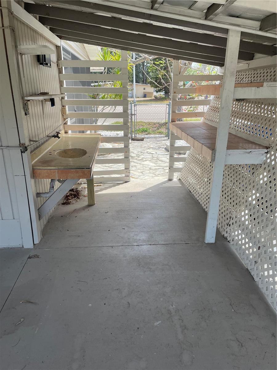 2015 BAYSHORE GARDENS PKWY, BRADENTON, FL, 34207